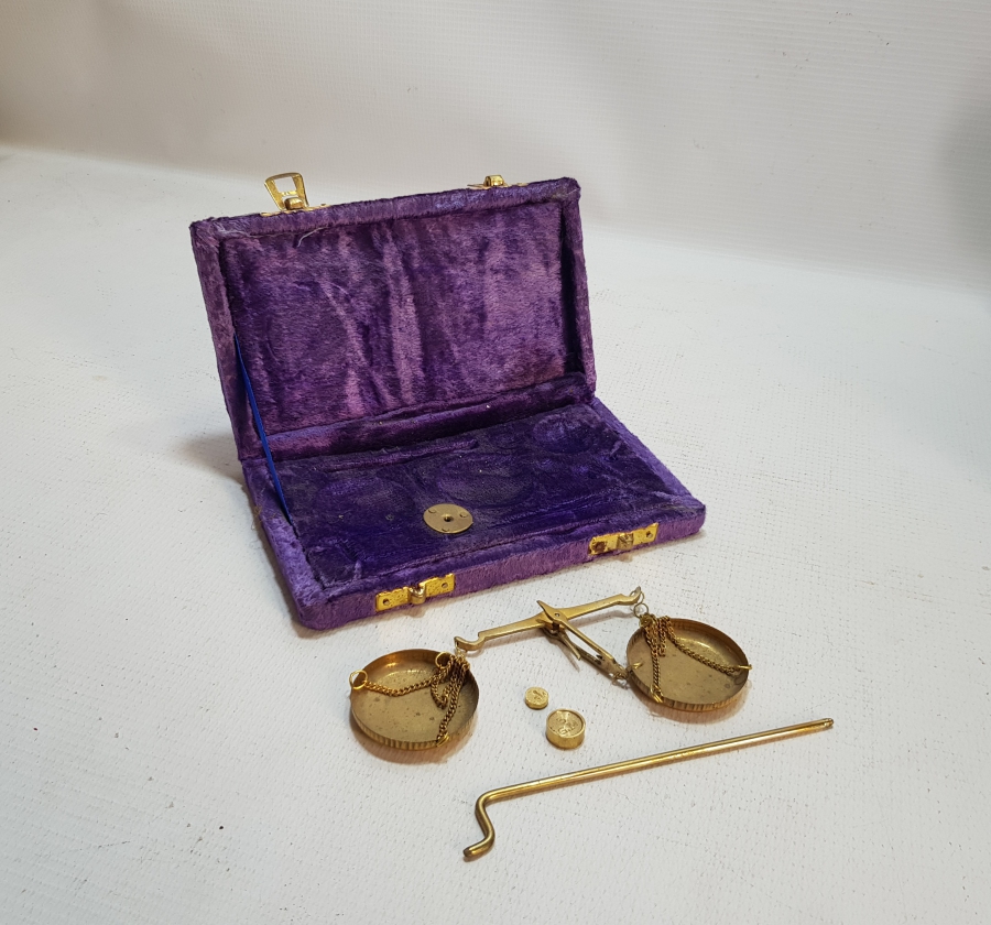 ANTİKA KUYUMCU TERAZİSİ