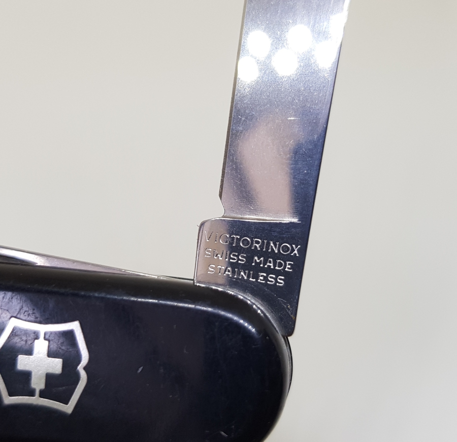 ANTİKA VICTORINOX ÇAKI