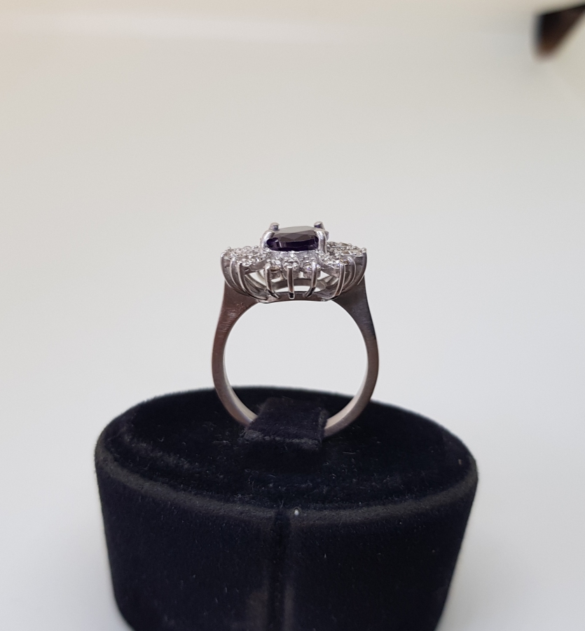 GÜNEŞ MODELİ SAFİR VE PIRLANTA TAŞLI YÜZÜK