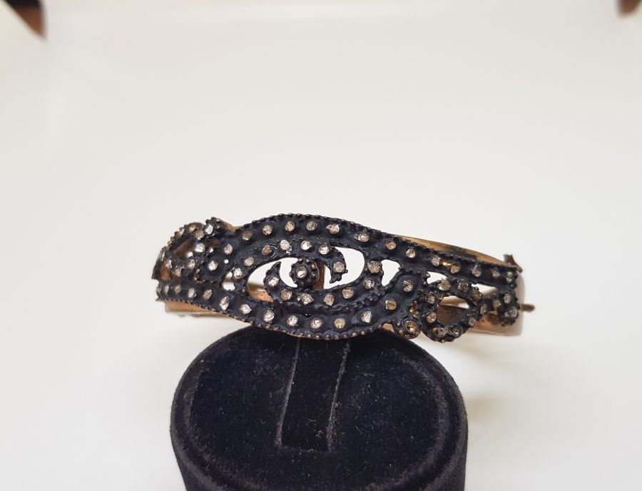 ELMAS TAŞLI ÖZEL YAPIM BİLEZİK