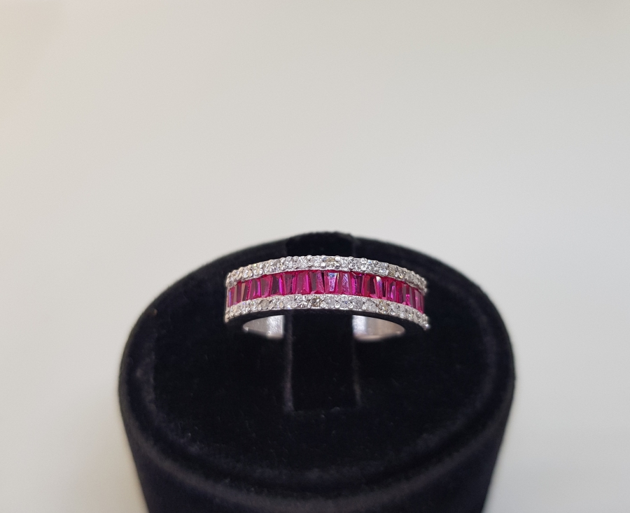 YAKUT VE PIRLANTA TAŞLI TAM TUR MODEL YÜZÜK