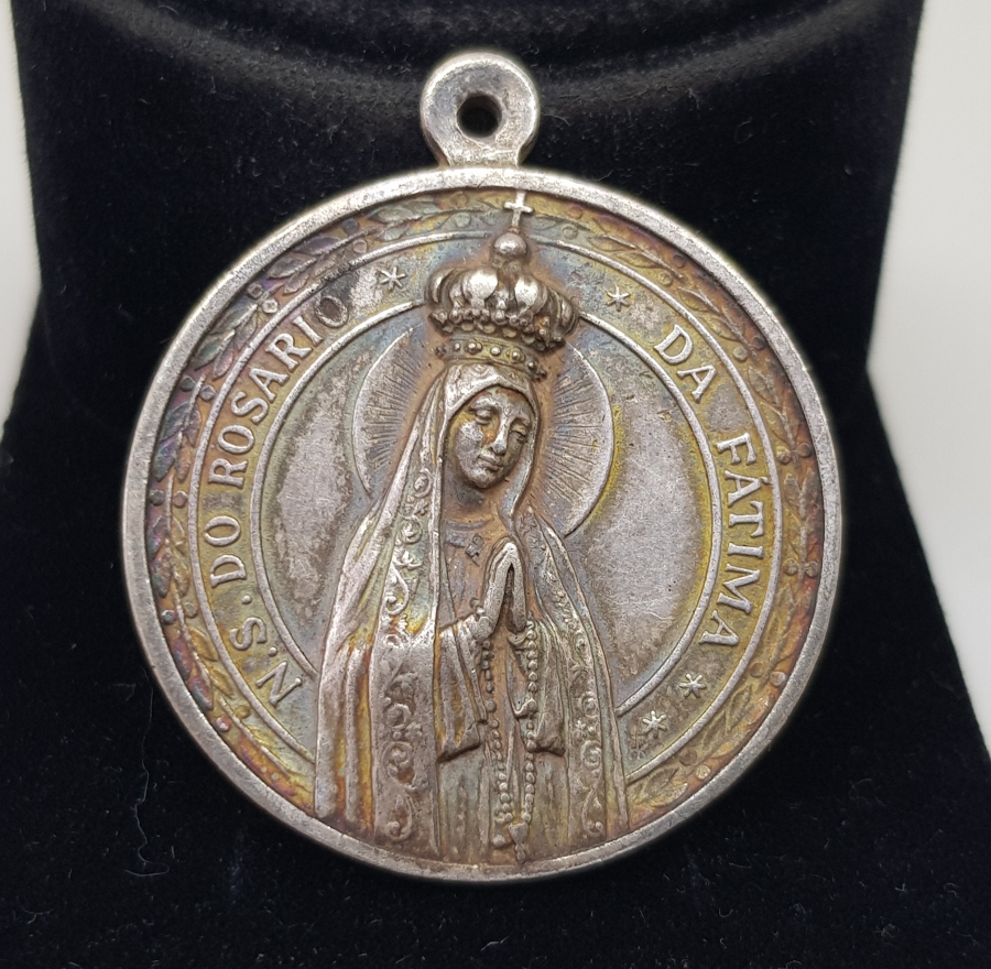 ORJİNAL KUTUSUNDA ROSARİO DA FATIMA GÜMÜŞ MADALYON