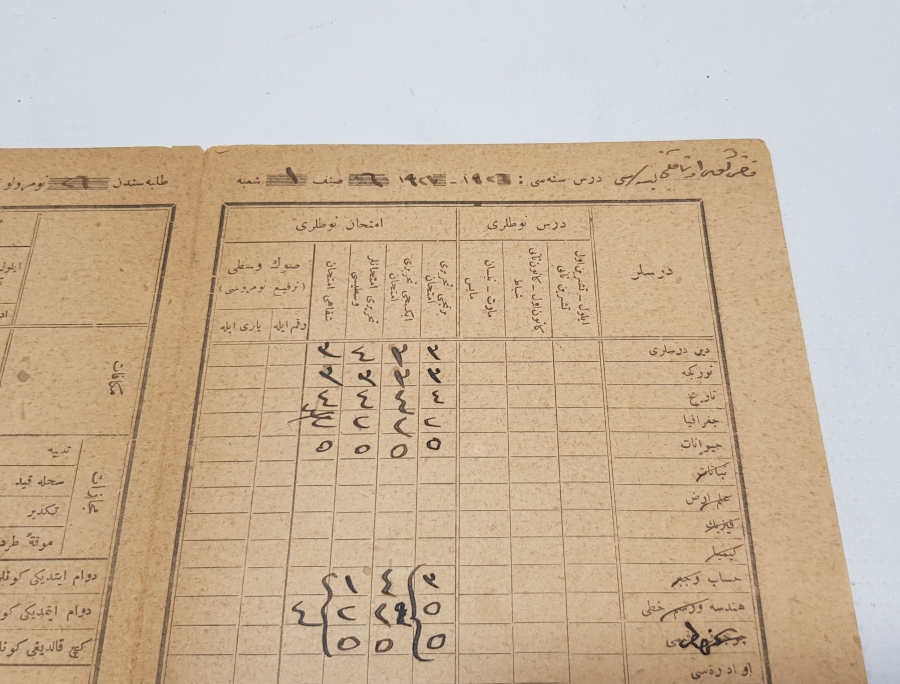 CUMHURİYET BAŞLARI OSMANLICA YAZILI KARNE