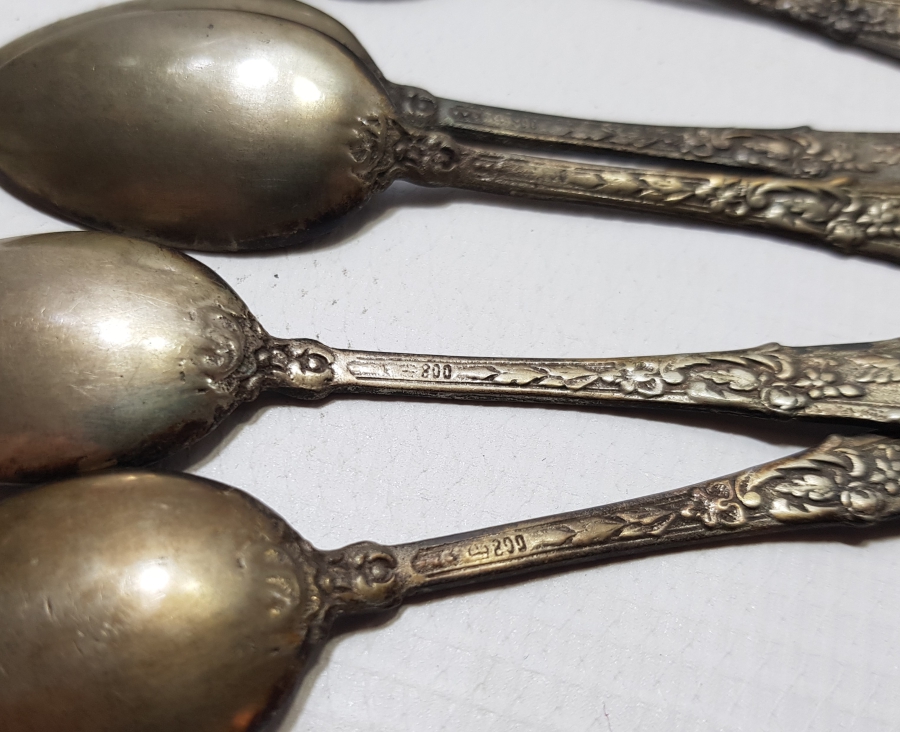 ORİJİNAL KUTUSUNDA ANTİKA GÜMÜŞ TATLI KAŞIĞI TAKIMI