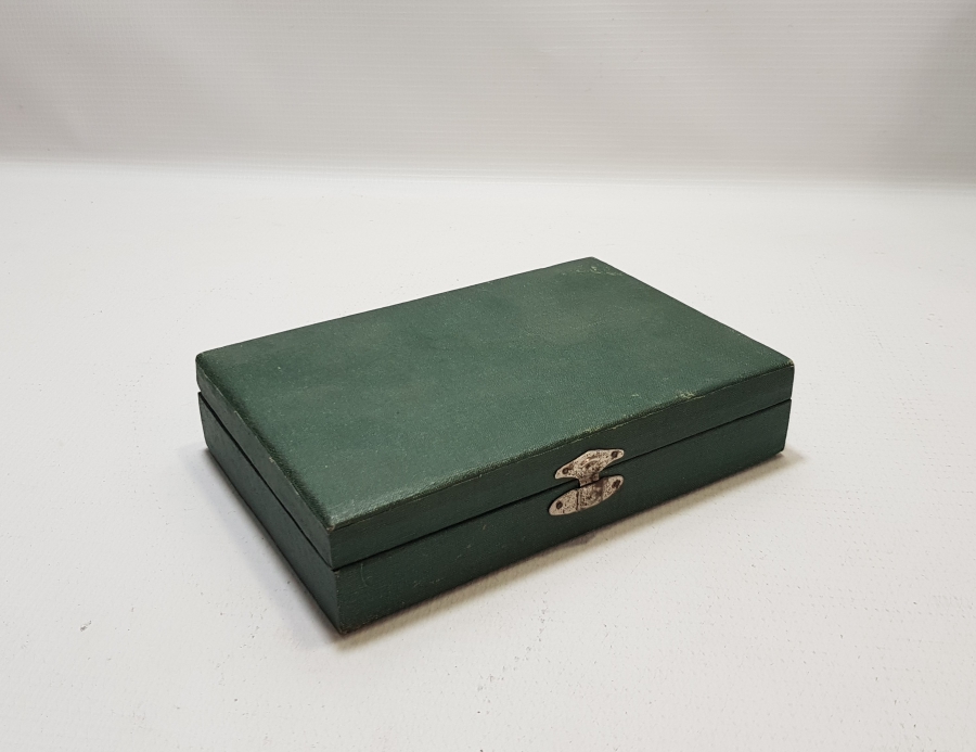 ORİJİNAL KUTUSUNDA ANTİKA GÜMÜŞ TATLI KAŞIĞI TAKIMI