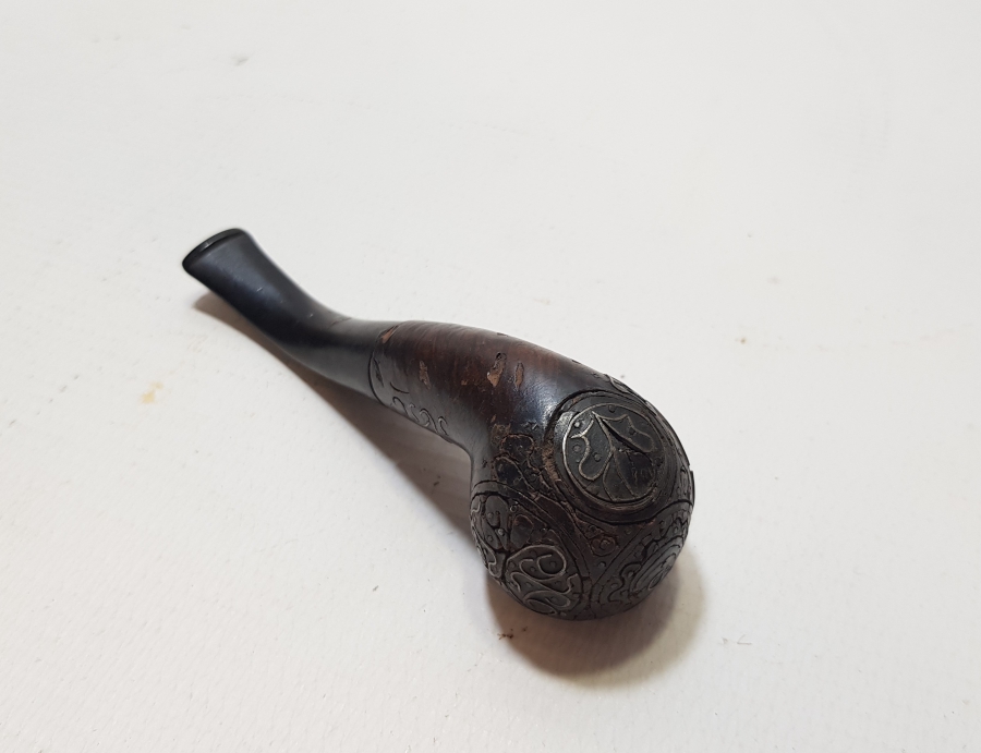 ÜZERİ GÜMÜŞ ÇAKMA İŞÇİLİKLİ VE OSMANLICA YAZILI OSMANLI DÖNEMİ AFYON PİPO