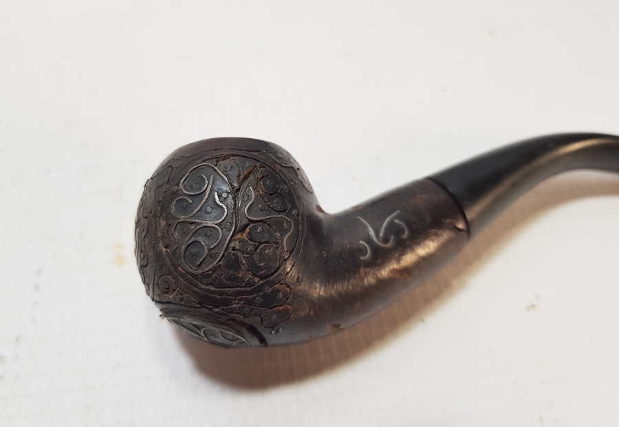 ÜZERİ GÜMÜŞ ÇAKMA İŞÇİLİKLİ VE OSMANLICA YAZILI OSMANLI DÖNEMİ AFYON PİPO