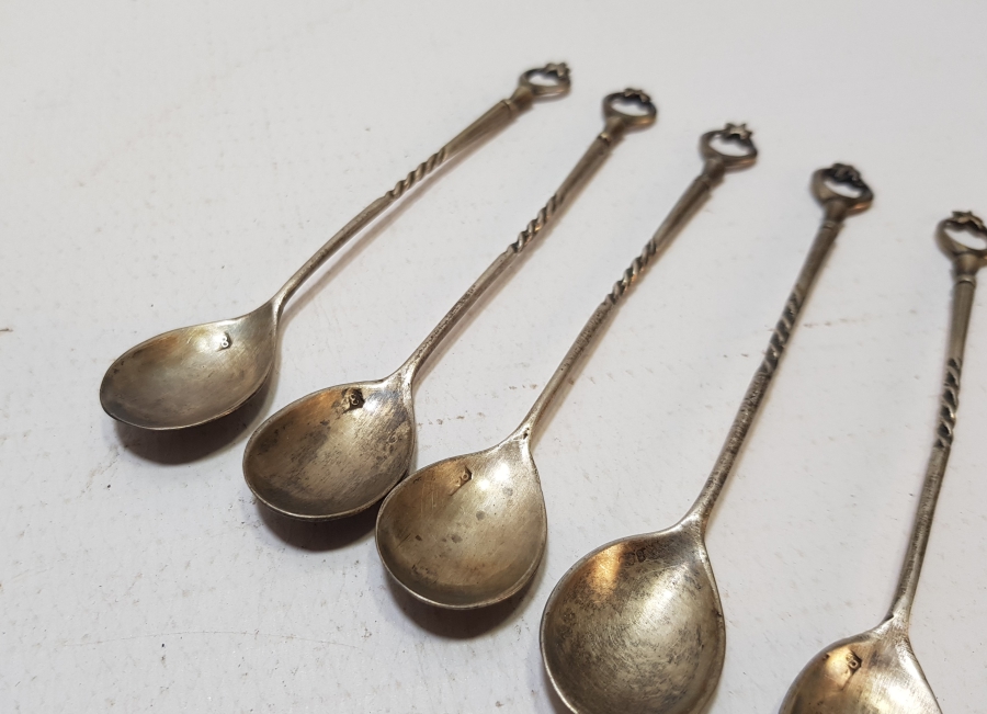 SAPLARI AY YILDIZLI GÜMÜŞ ÇAY KAŞIĞI TAKIMI