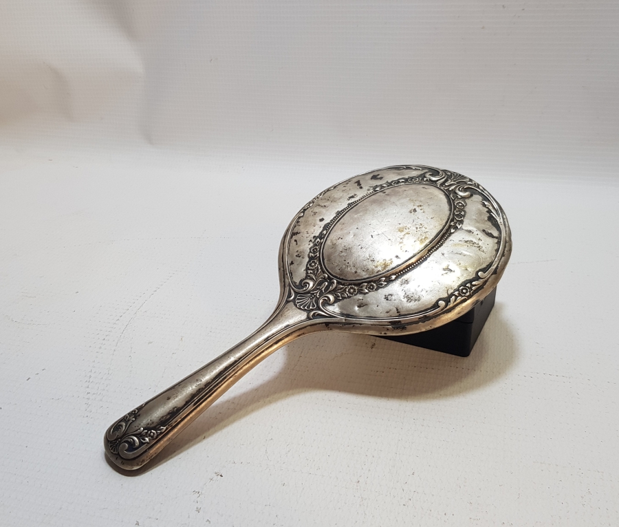 KABARTMA İŞÇİLİKLİ ANTİKA GÜMÜŞ BÜYÜK BOY EL AYNASI