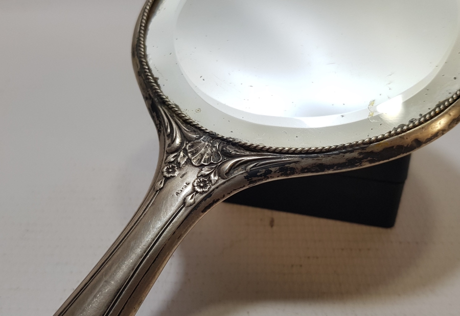 KABARTMA İŞÇİLİKLİ ANTİKA GÜMÜŞ BÜYÜK BOY EL AYNASI