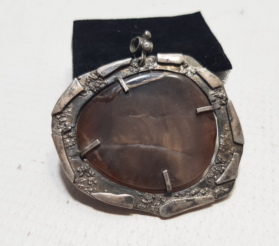 ÖZEL YAPIM ANTİKA DOĞAL TAŞ BÜYÜK BOY GÜMÜŞ KOLYE UCU