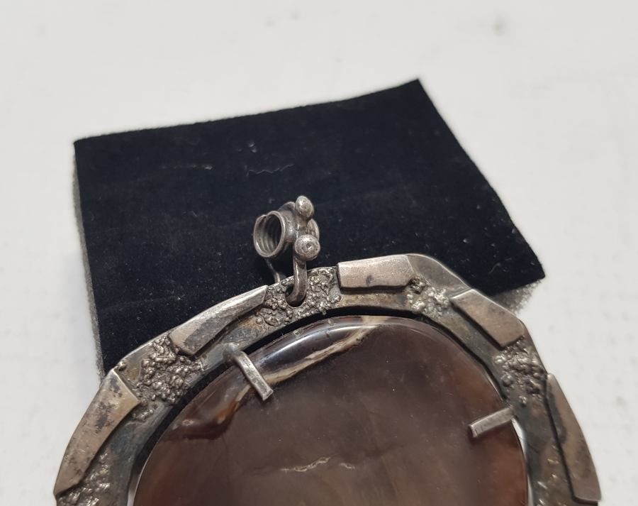 ÖZEL YAPIM ANTİKA DOĞAL TAŞ BÜYÜK BOY GÜMÜŞ KOLYE UCU