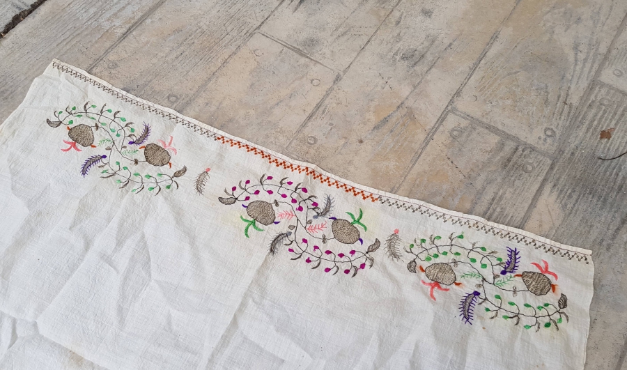 OSMANLI DÖNEMİ EL İŞİ SIRMA İŞÇİLİKLİ YAĞLIK