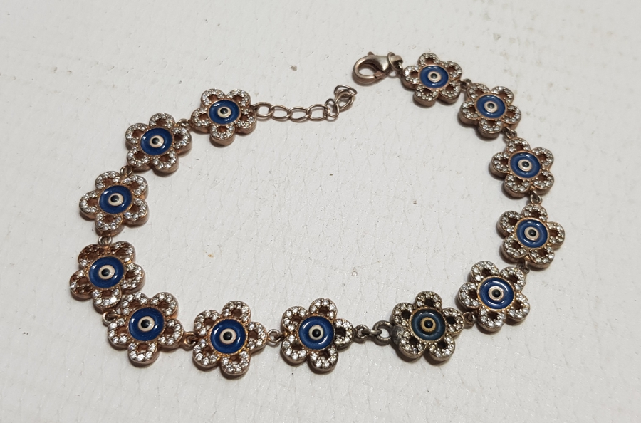 ÜZERİ MARGAZİT TAŞLI VE NAZAR BONCUKLU GÜMÜŞ BİLEKLİK