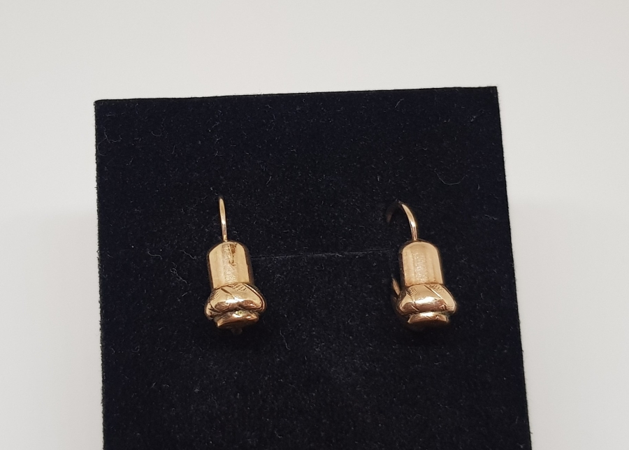 ÜZERLERİ KALEM İŞÇİLİKLİ VE MEVLEVİ SİKKELİ OSMANLI DÖNEMİ ALTIN KÜPE