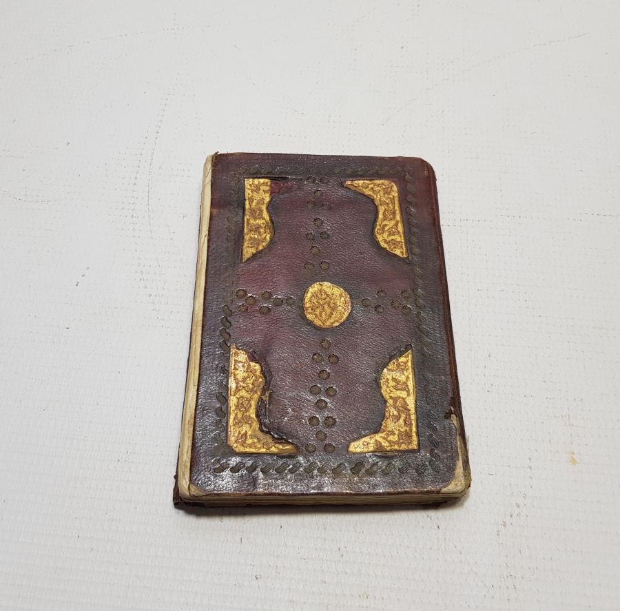 OSMANLI DÖNEMİ ORİJİNAL ALTIN VARAKLI CİLDİNDE EL YAZMA KUR'AN-I KERİM MUSHAFI