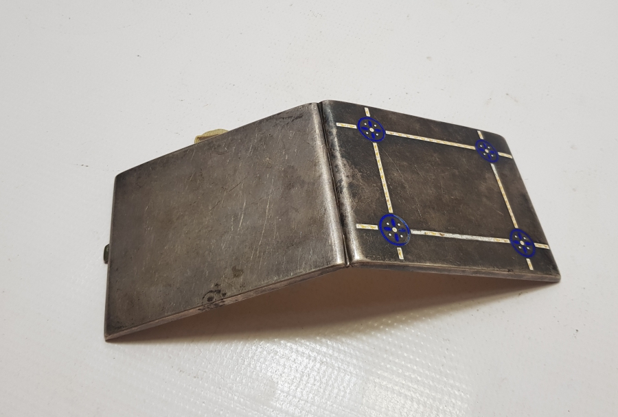 MİNE İŞÇİLİKLİ BÜYÜK BOY ANTİKA GÜMÜŞ SİGARA TABAKASI