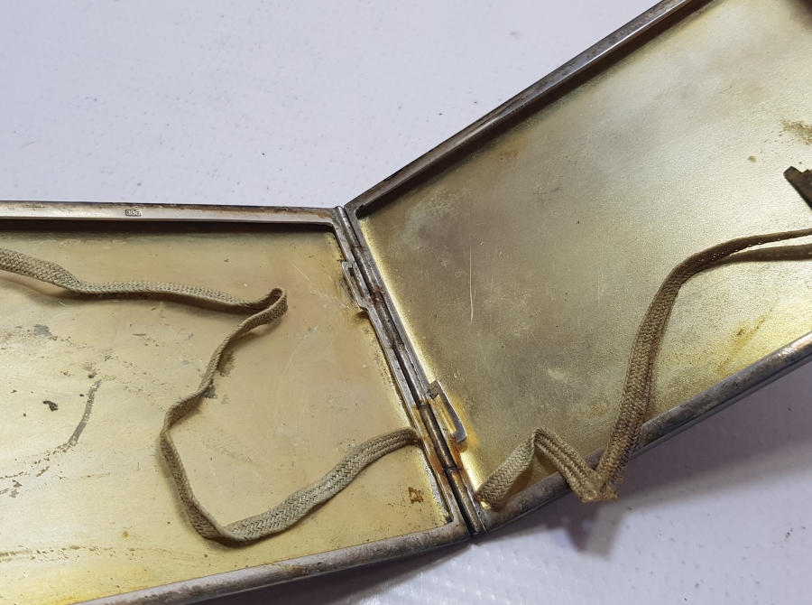 MİNE İŞÇİLİKLİ BÜYÜK BOY ANTİKA GÜMÜŞ SİGARA TABAKASI