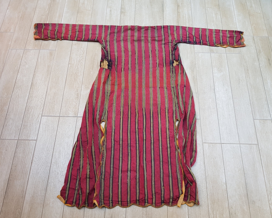 OSMANLI DÖNEMİ ANTEP YÖRESİ NADİR SIRMA İŞÇİLİKLİ EL DOKUMA ÜÇ ETEK