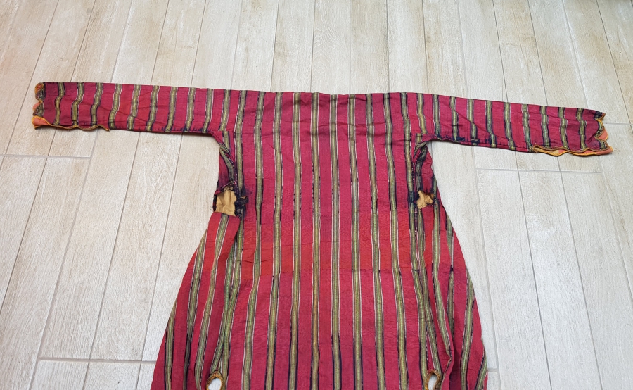 OSMANLI DÖNEMİ ANTEP YÖRESİ NADİR SIRMA İŞÇİLİKLİ EL DOKUMA ÜÇ ETEK