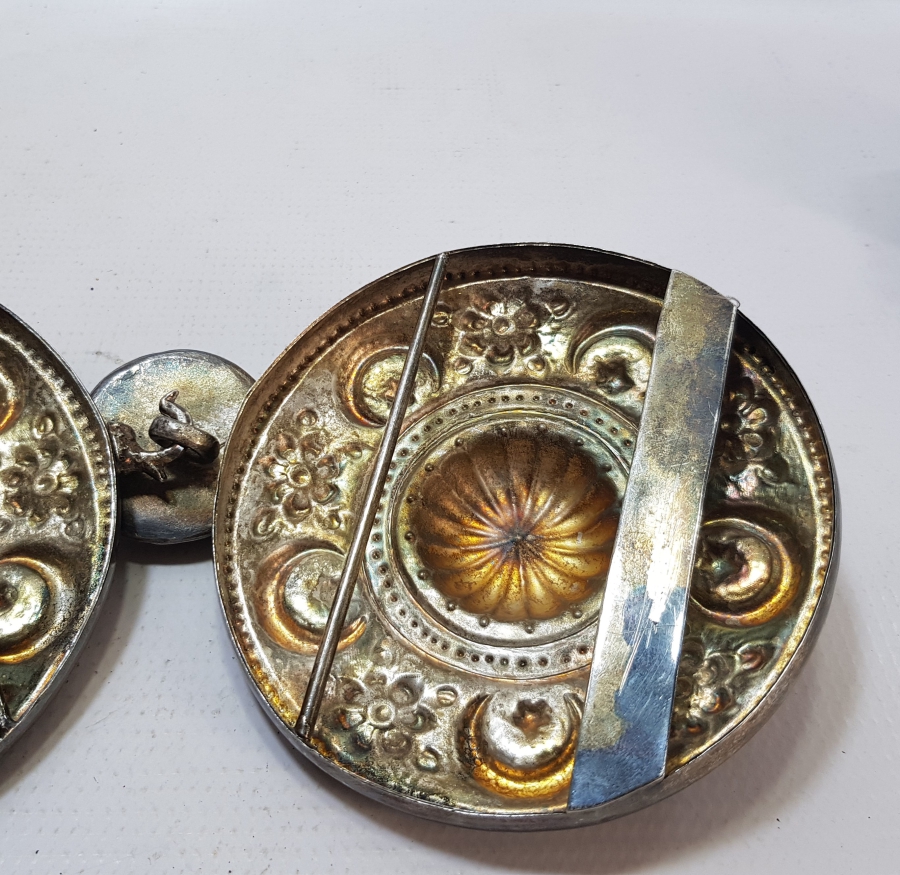 OSMANLI DÖNEMİ KABARTMA İŞÇİLİKLİ VE ÜZERİ AY YILDIZLI GELİN KEMERİ