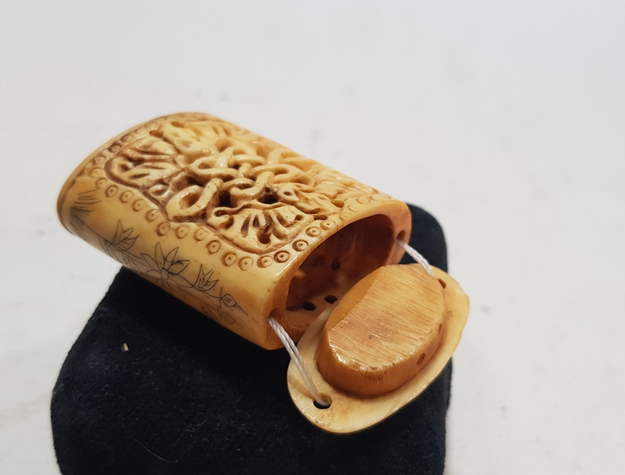 OSMANLI DÖNEMİ ÇOK NADİR ÜZERİNDE TIP SEMBOLÜ BULUNAN RUM İŞİ KEMİK HAMAYIL - PAZUBEND