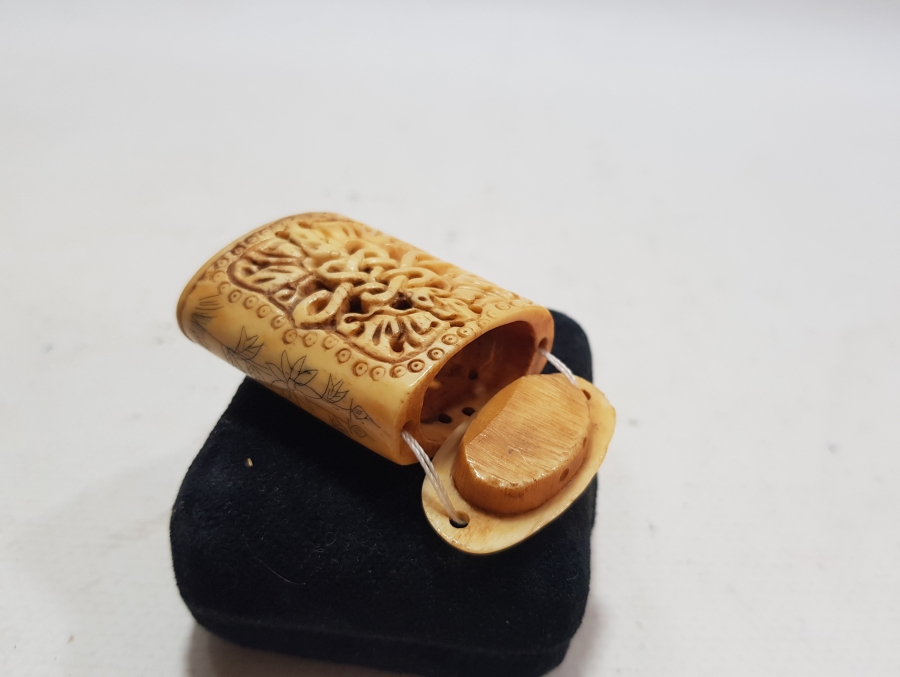 OSMANLI DÖNEMİ ÇOK NADİR ÜZERİNDE TIP SEMBOLÜ BULUNAN RUM İŞİ KEMİK HAMAYIL - PAZUBEND