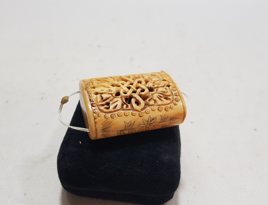 OSMANLI DÖNEMİ ÇOK NADİR ÜZERİNDE TIP SEMBOLÜ BULUNAN RUM İŞİ KEMİK HAMAYIL - PAZUBEND