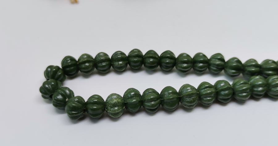 MİSK-İ AMBER NAMAZ TESPİHİ FORMUNDA YAPILMIŞ 99LUK ANTİKA PLASTİK TESPİH