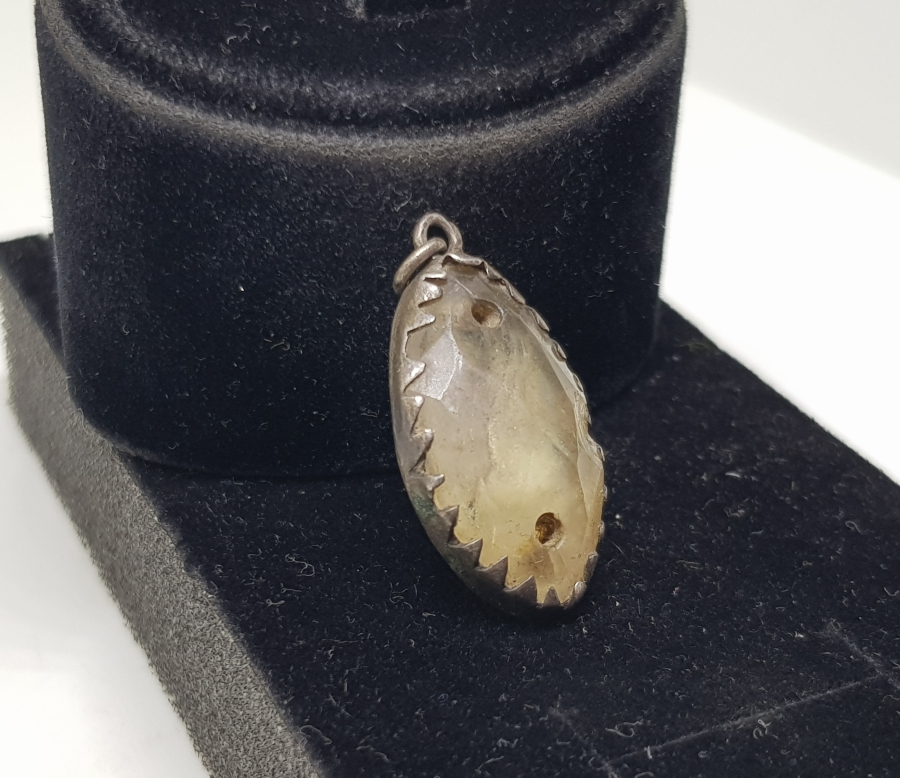 OSMANLI DÖNEMİ FASETA KESİMLİ NECEF TAŞLI GÜMÜŞ KOLYE UCU