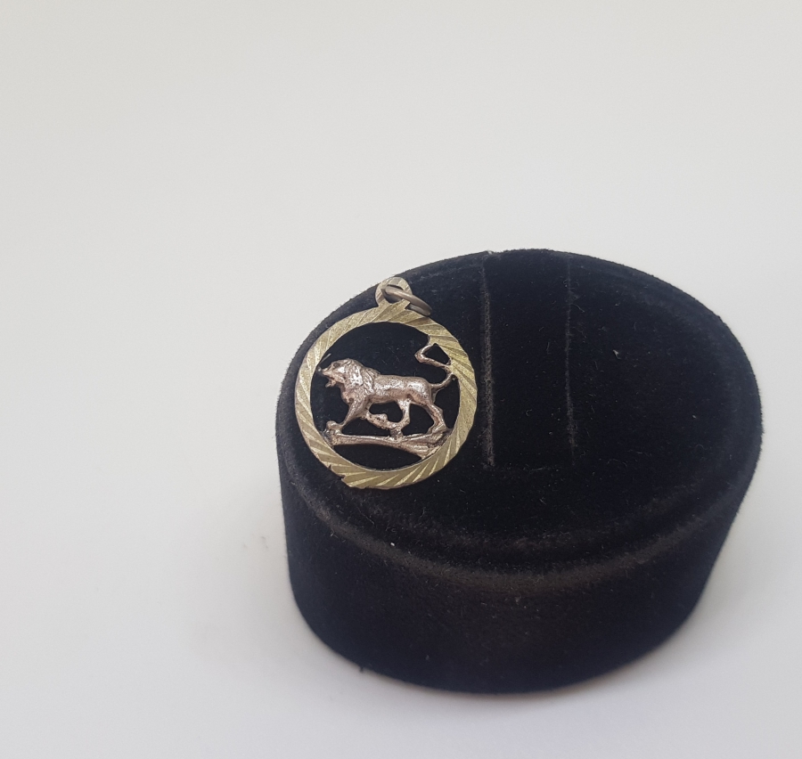 ANTİKA GÜMÜŞ BURÇ KOLYESİ