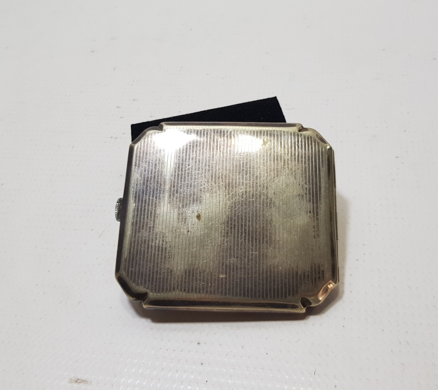 ÜZERİ İNSİYALLİ ANTİKA ALPAKA SİGARA TABAKASI