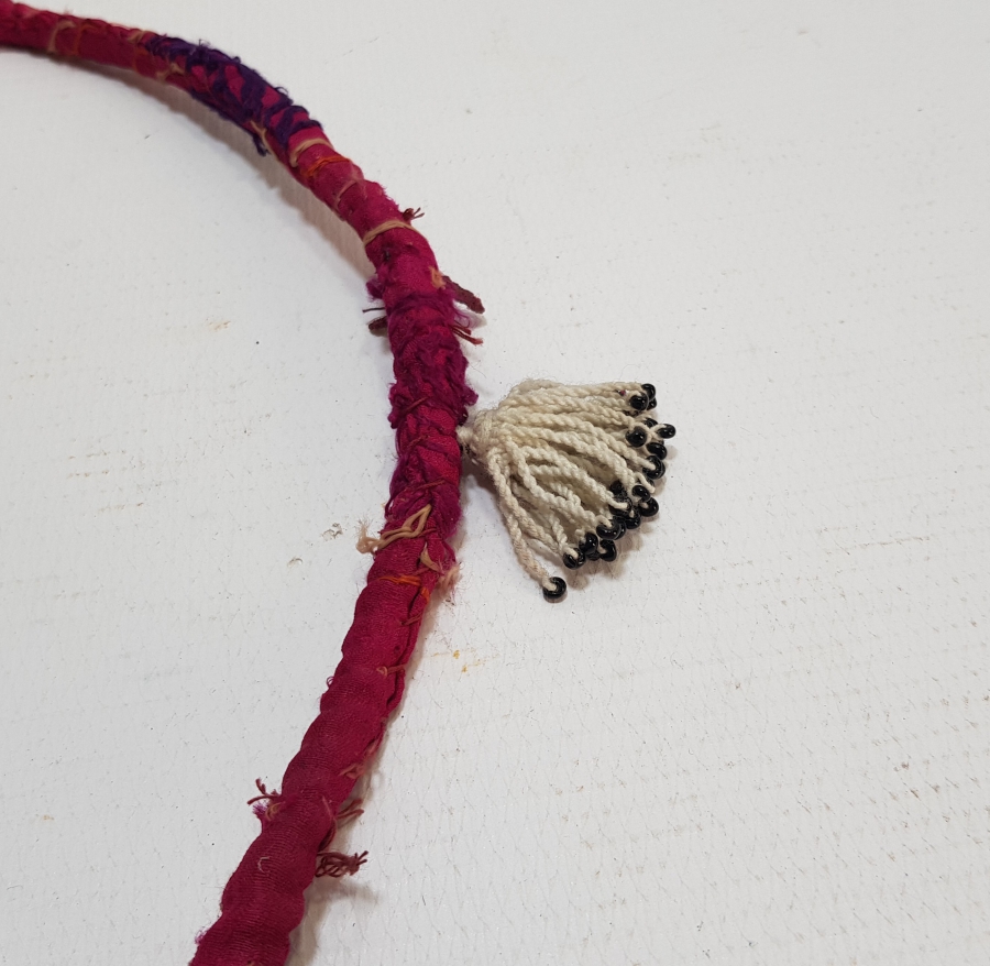 OSMANLI DÖNEMİ OPAL BONCUKLU VE İPEK İBRİŞİMLİ VAN YÖRESİ GELİN DÖŞLÜĞÜ