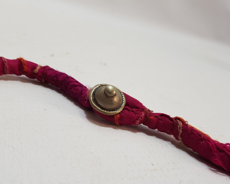 OSMANLI DÖNEMİ OPAL BONCUKLU VE İPEK İBRİŞİMLİ VAN YÖRESİ GELİN DÖŞLÜĞÜ