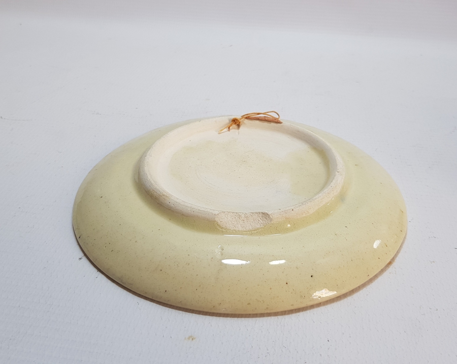 ÜZERİ SELVİLİ VE ÇELENKLİ OSMANLI DÖNEMİ KÜTAHYA TABAK