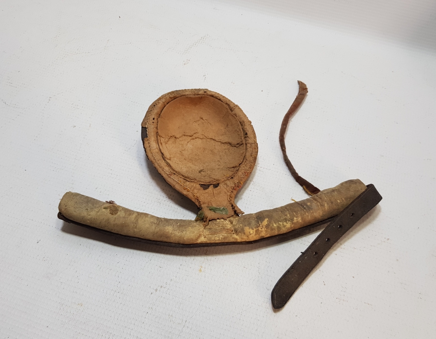 1800 BAŞLARI DERİDEN YAPILMIŞ ZIRH İÇ KORUMASI