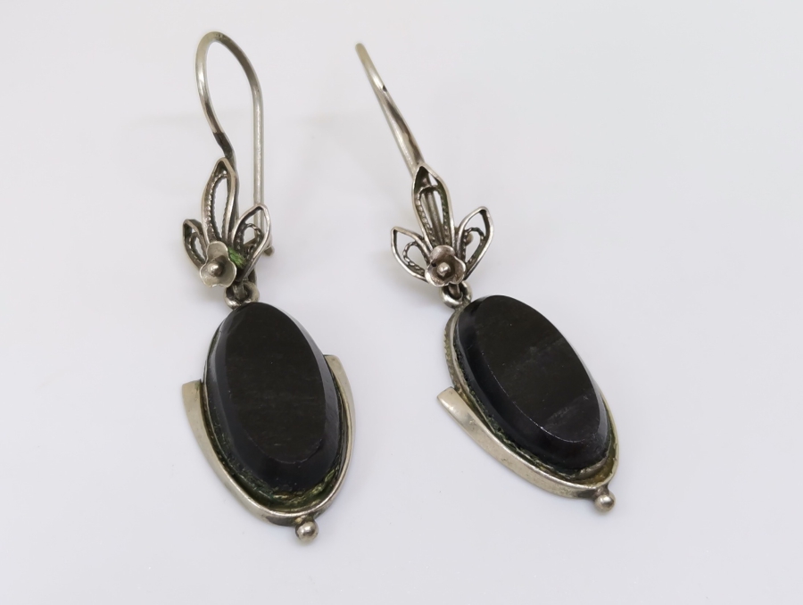 DOĞAL TAŞLI ÖZEL YAPIM ANTİKA GÜMÜŞ KÜPE