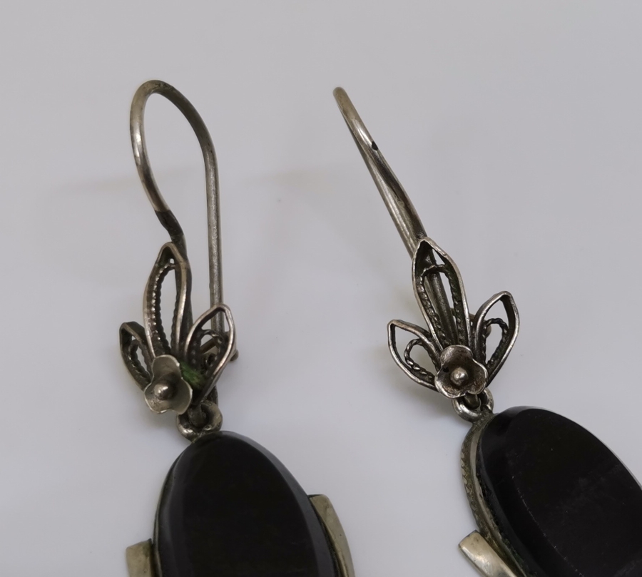 DOĞAL TAŞLI ÖZEL YAPIM ANTİKA GÜMÜŞ KÜPE