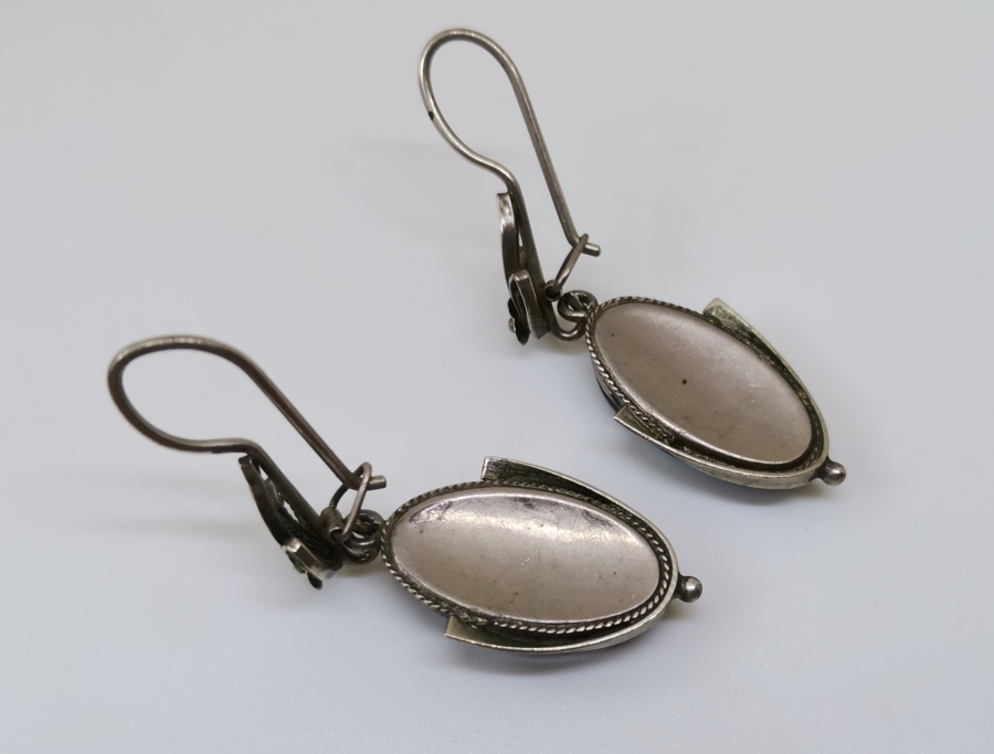 DOĞAL TAŞLI ÖZEL YAPIM ANTİKA GÜMÜŞ KÜPE