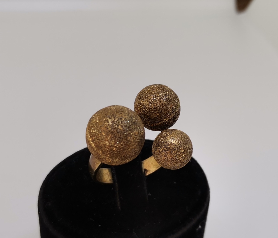 ÜZERİ ALTIN KAPLAMA ÖZEL YAPIM GÜMÜŞ YÜZÜK