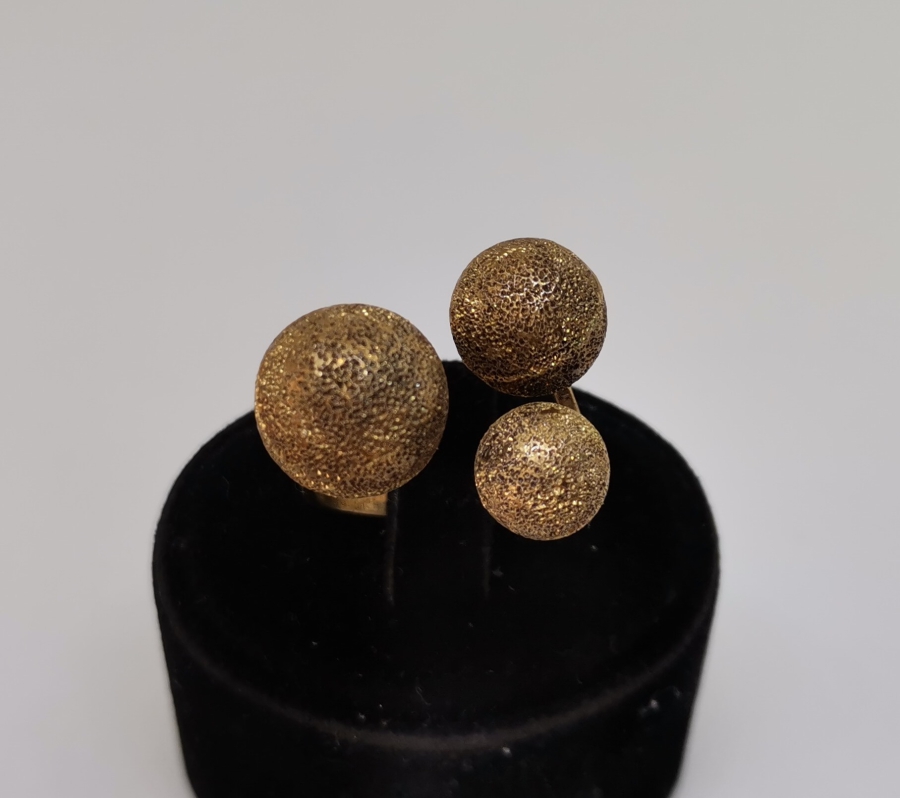 ÜZERİ ALTIN KAPLAMA ÖZEL YAPIM GÜMÜŞ YÜZÜK