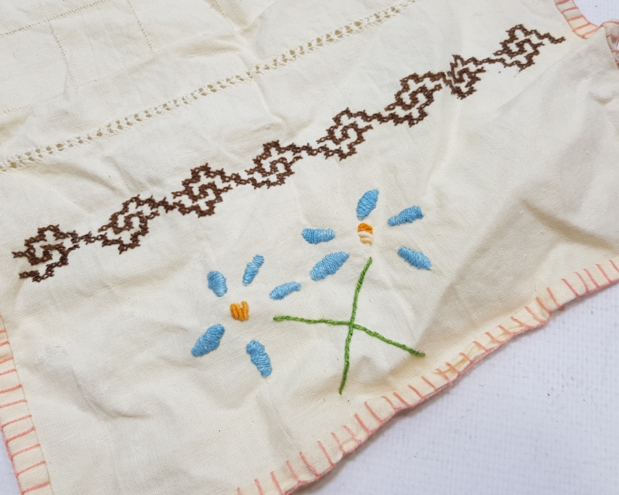 ÜZERİ EL İŞİ ANTİKA TABAK ALTLIĞI - RUNNER