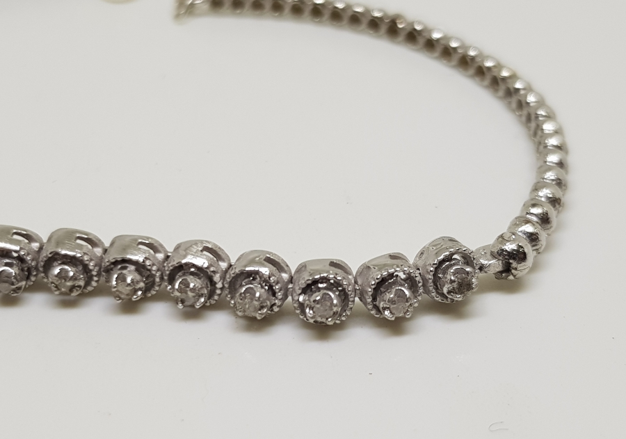 ELMAS TAŞLI ÖZEL YAPIM BİLEKLİK