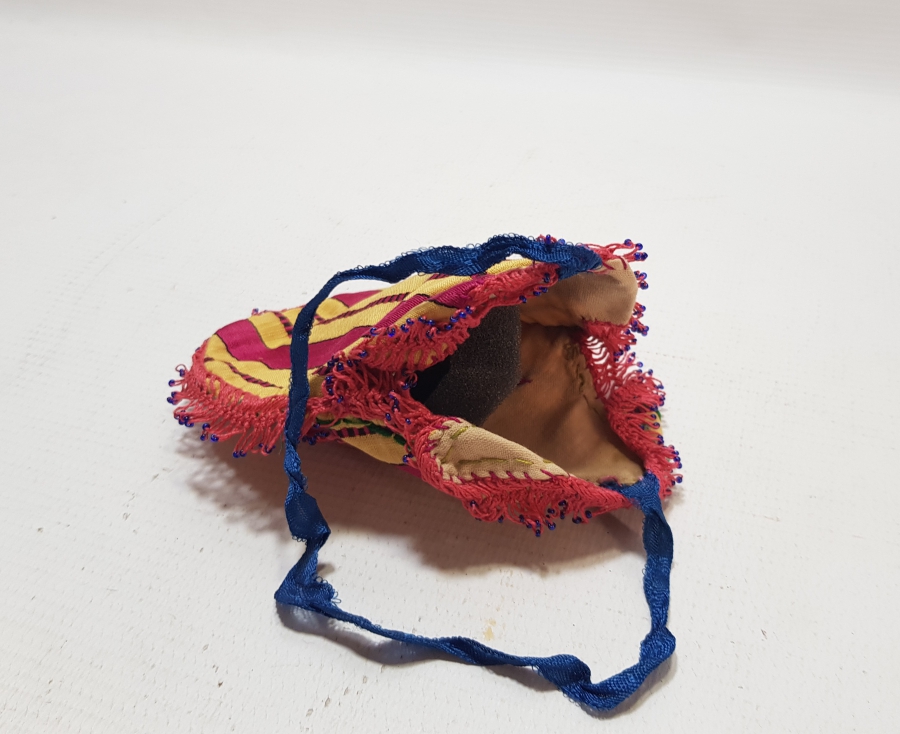 OPAL BONCUKLU OSMANLI DÖNEMİ HEREKE İŞİ İPEK KESE