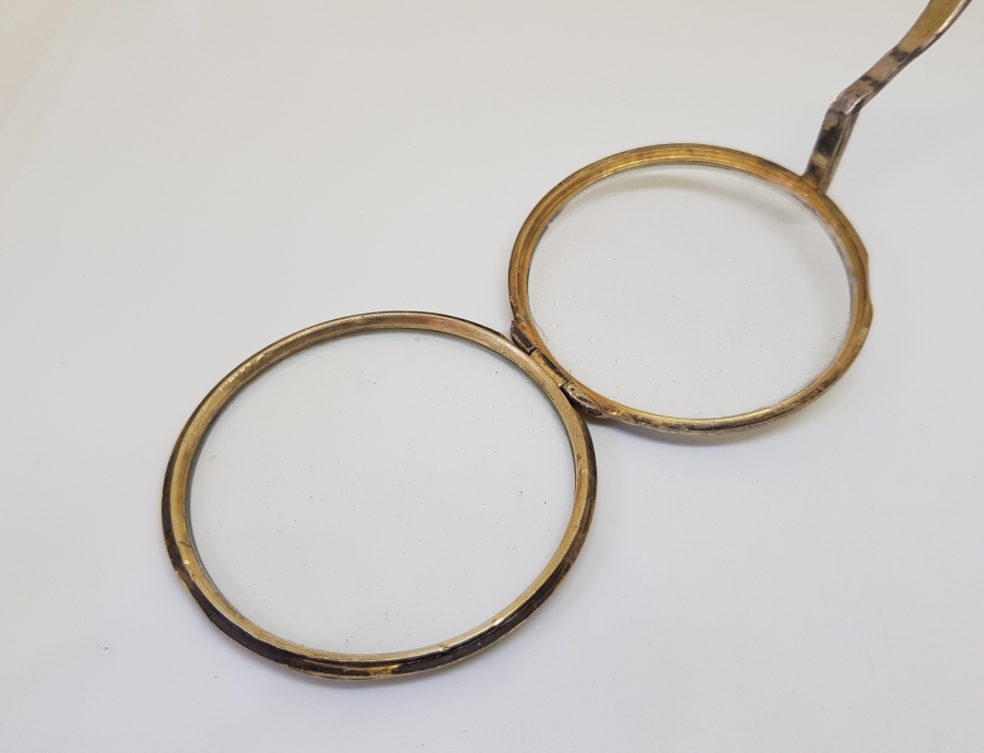 ÖZEL YAPIM KOLEKSİYONERLER İÇİN YAPILMIŞ ANTİKA GÜMÜŞ PARA SAKLAMA KABI