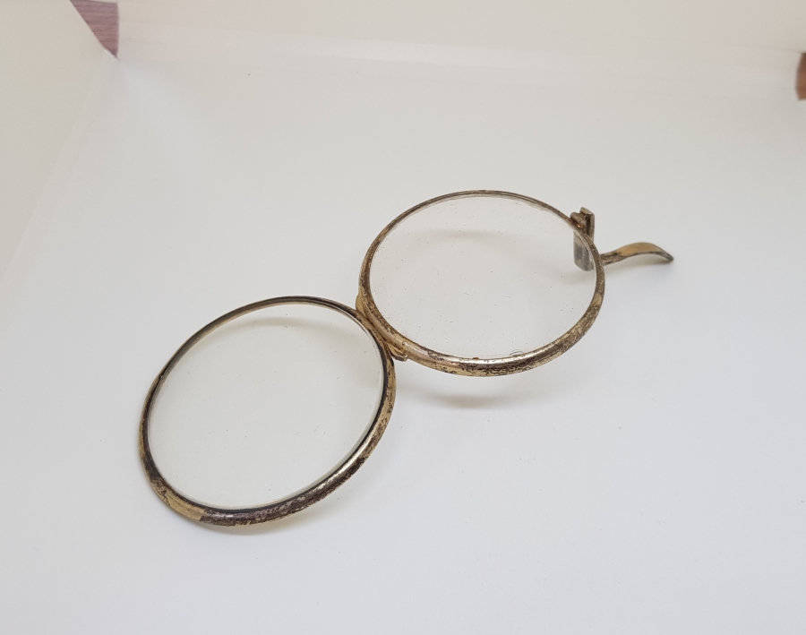 ÖZEL YAPIM KOLEKSİYONERLER İÇİN YAPILMIŞ ANTİKA GÜMÜŞ PARA SAKLAMA KABI