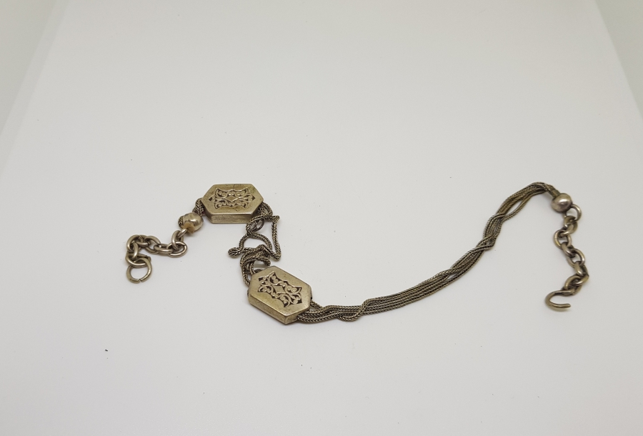 ÇİFT SIRA SÜRGÜLÜ LE ROY SAAT KÖSTEĞİ