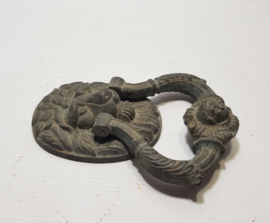 OSMANLI DÖNEMİ ANADOLU ASLANI VE MELEK BAŞLI RUM İŞİ NADİR KAPI TOKMAĞI