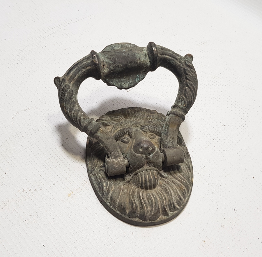 OSMANLI DÖNEMİ ANADOLU ASLANI VE MELEK BAŞLI RUM İŞİ NADİR KAPI TOKMAĞI