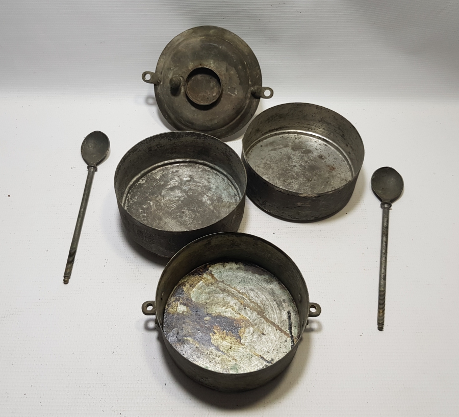 ÜZERİ İŞLEMELİ OSMANLI DÖNEMİ BAKIR SEFERTASI